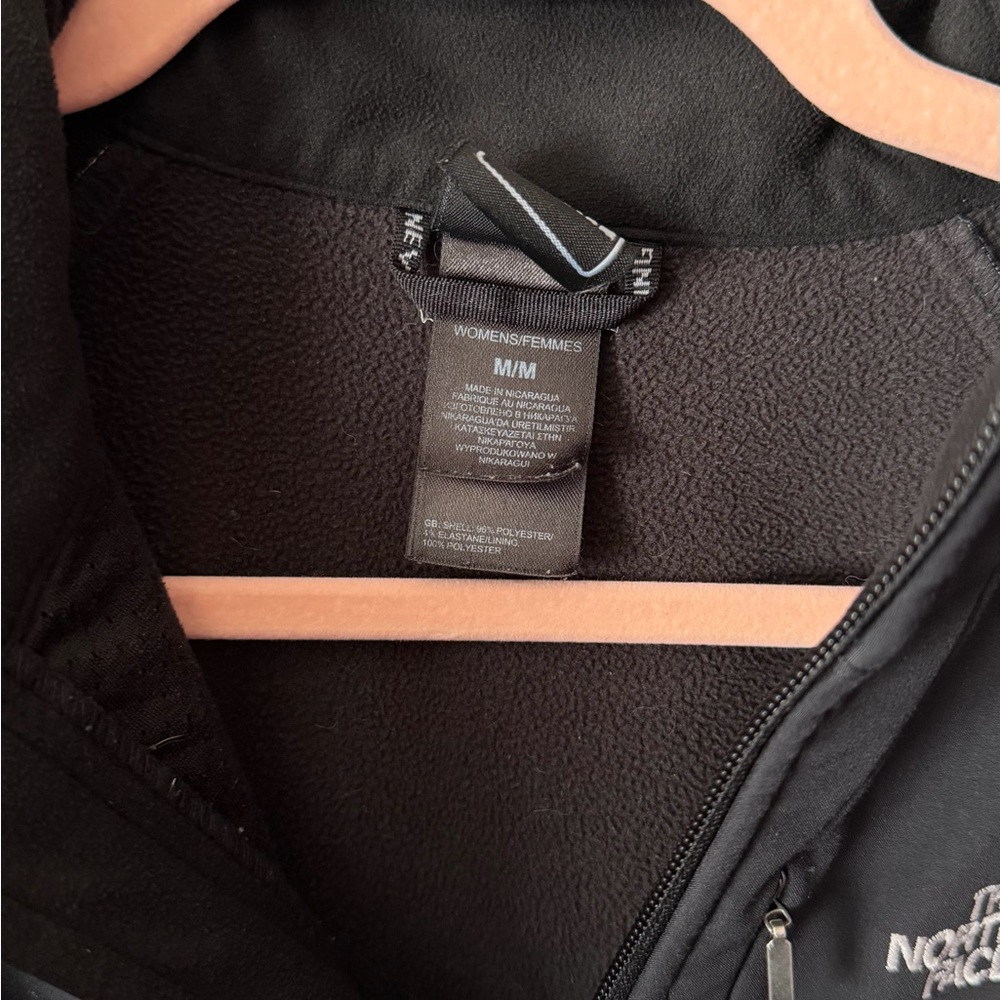 Women’s North Face Black Shell Jacket - Picture 4 of 4